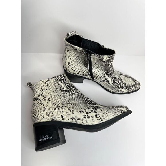Blondo Ankle Booties Size 6 Snakeskin Embossed Leather Waterproof Block Heel NEW - Picture 4 of 9